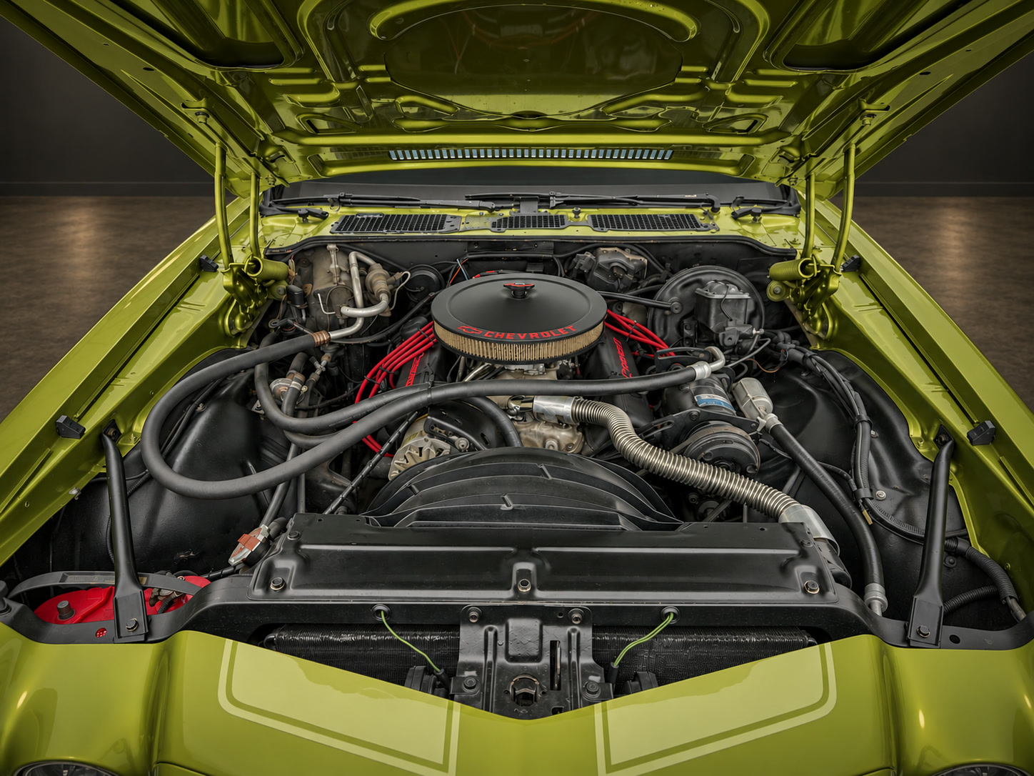 Chevrolet Camaro RS — 350ci V8 engine bay