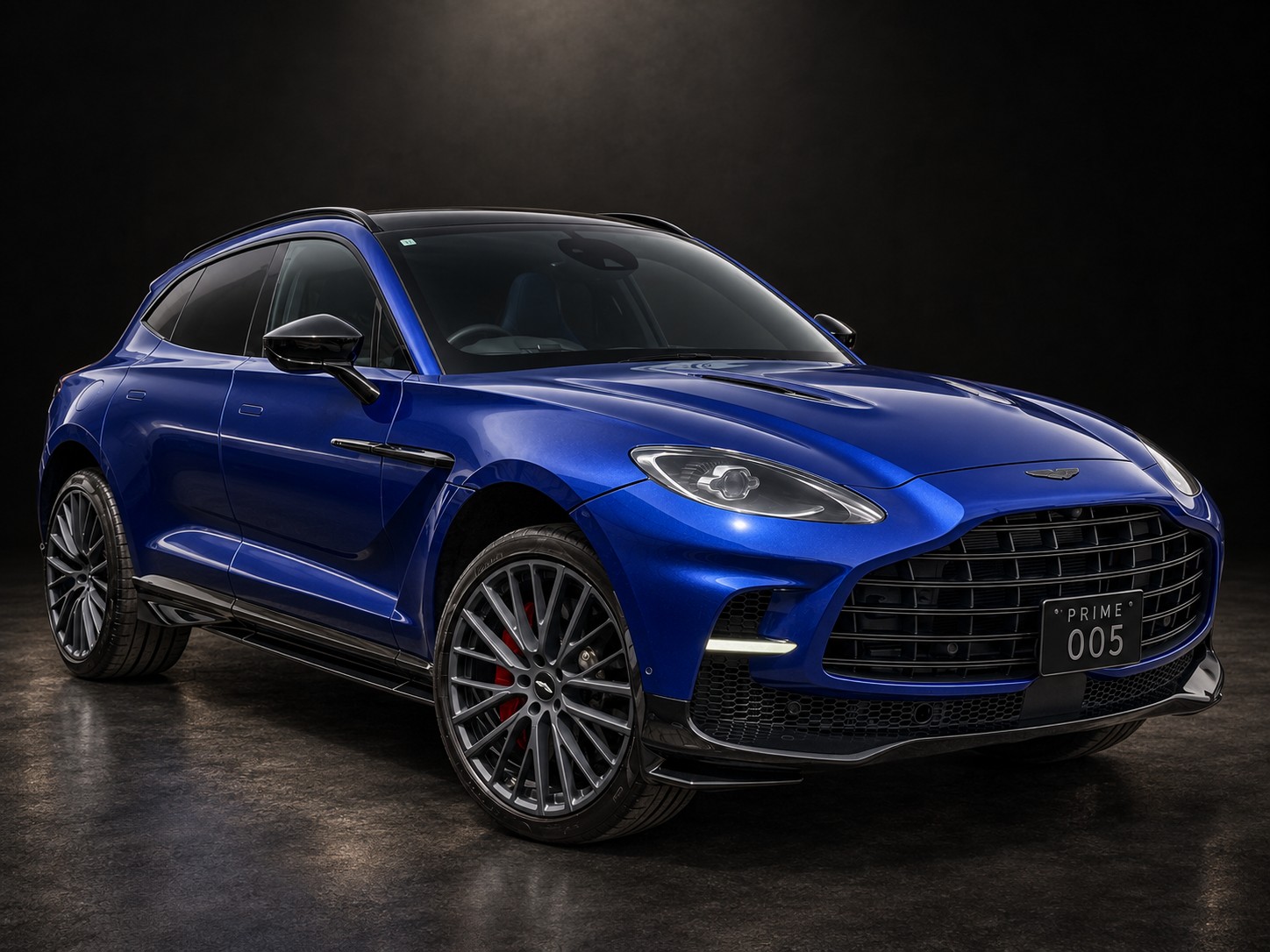 Aston Martin DBX707 — front view